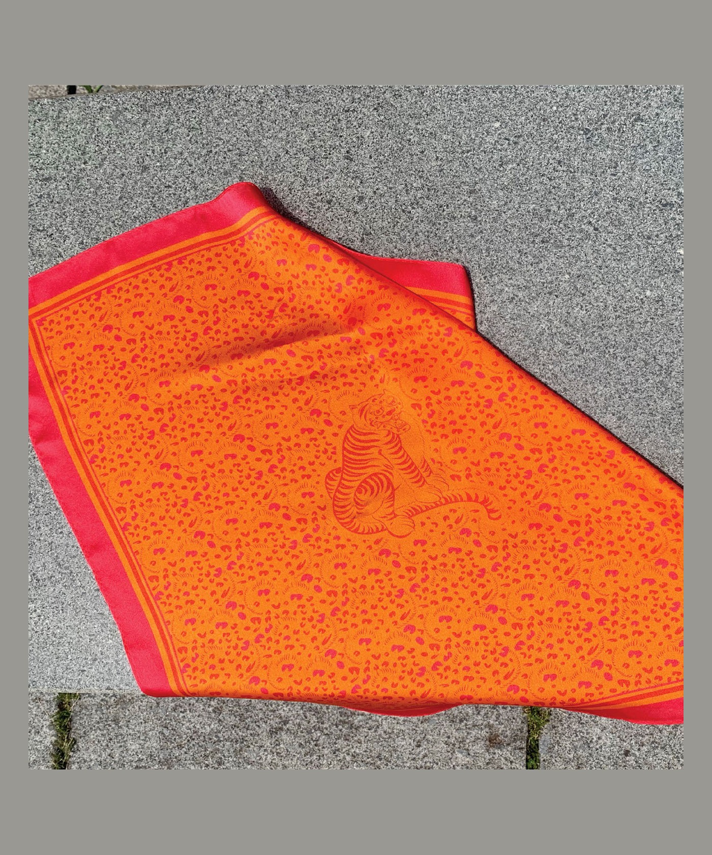 Animal Pattern Scarf with geometric minhwa motifs